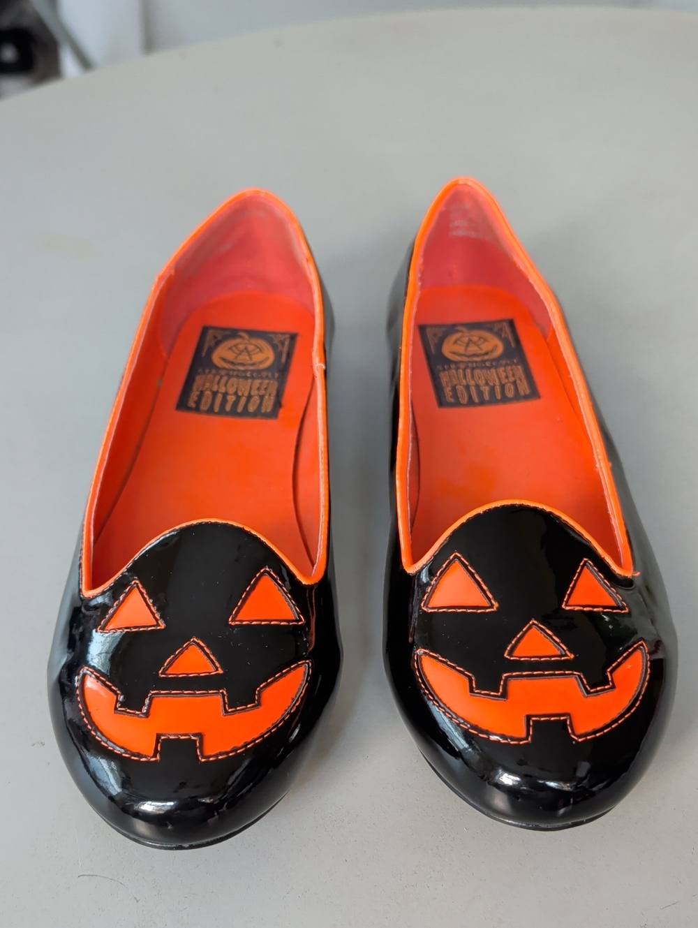 Strange Cvlt Jack o Lantern Women Black Orange Patent Pumpkin SlipOn Flats SZ 9